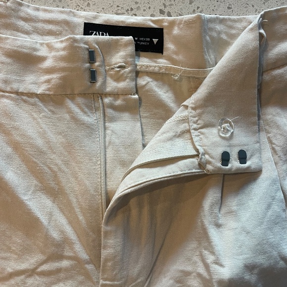 Zara beige short - Picture 4 of 4